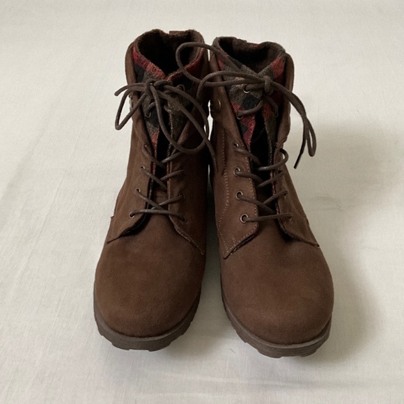 NWOB ROCK & CANDY Tavin Ankle Boots Brown Size 9.5 - Picture 4 of 12